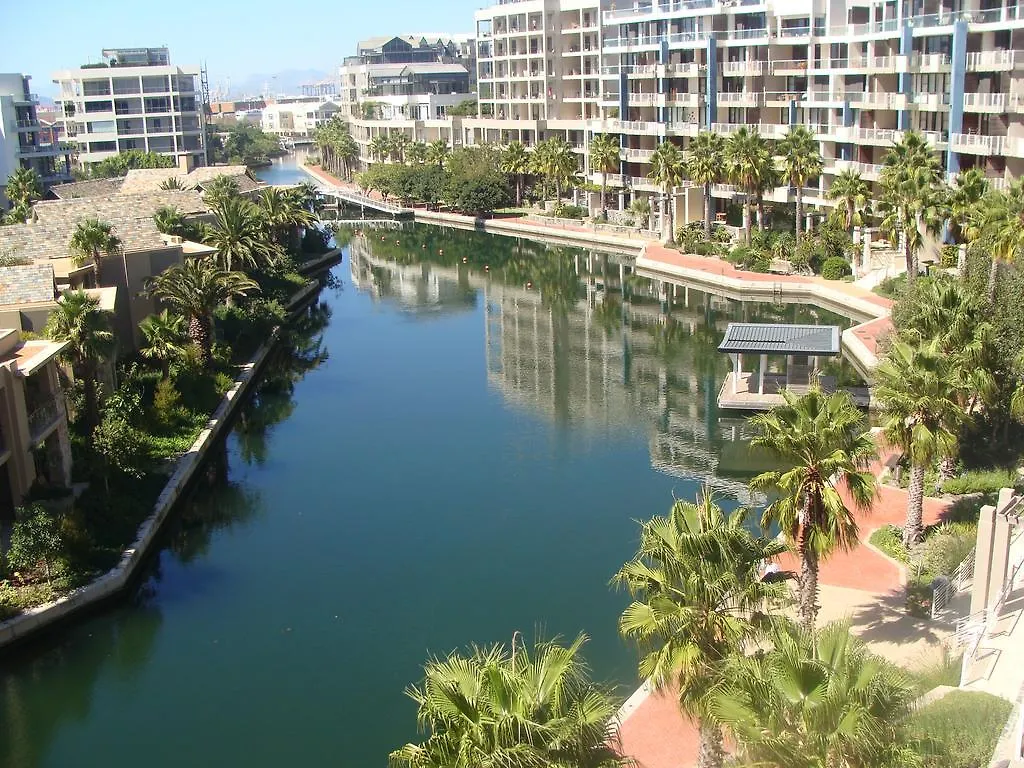 202 Kylemore A Waterfront Marina Cape Town Apartment